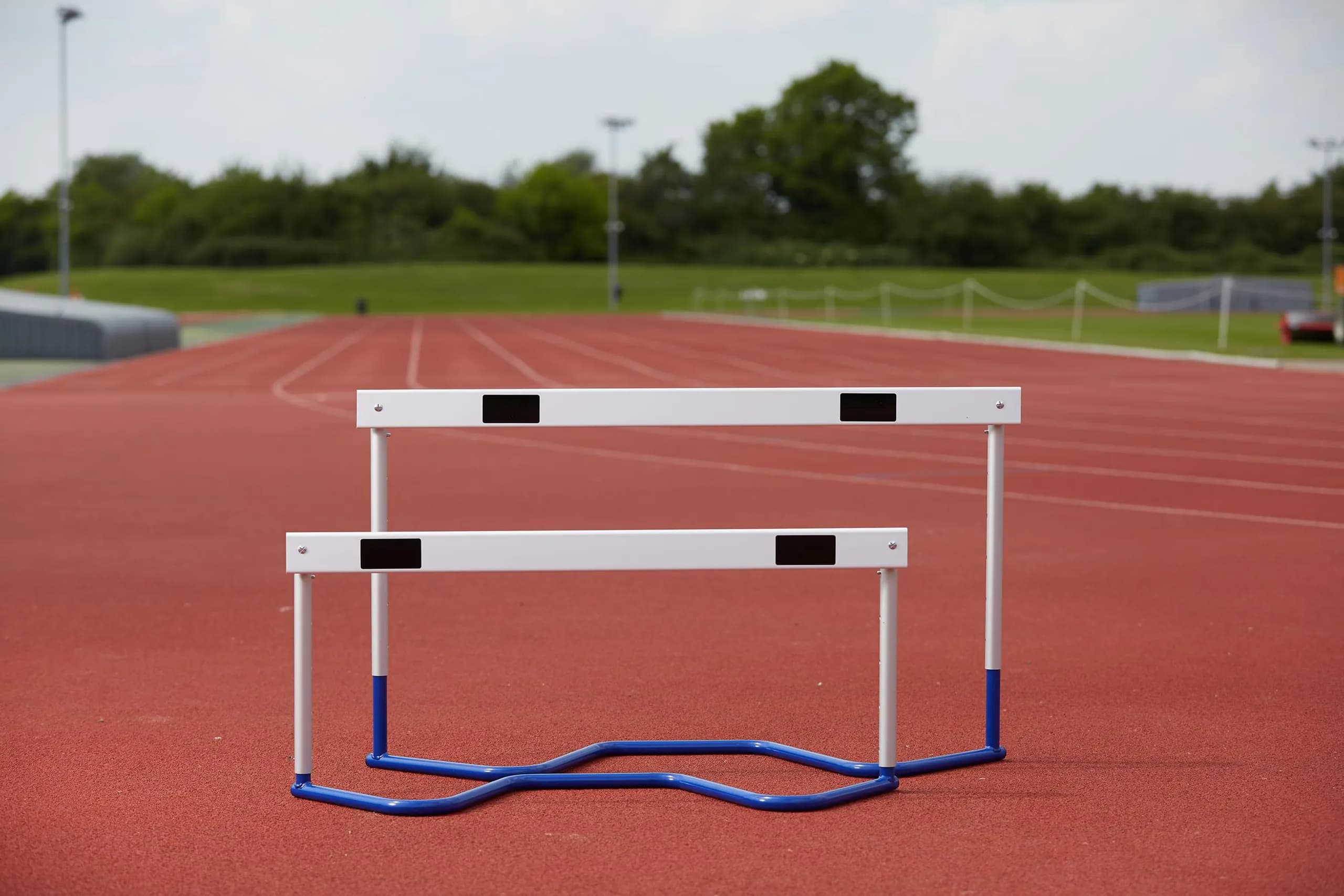 Cantabrian W-Base Hurdles