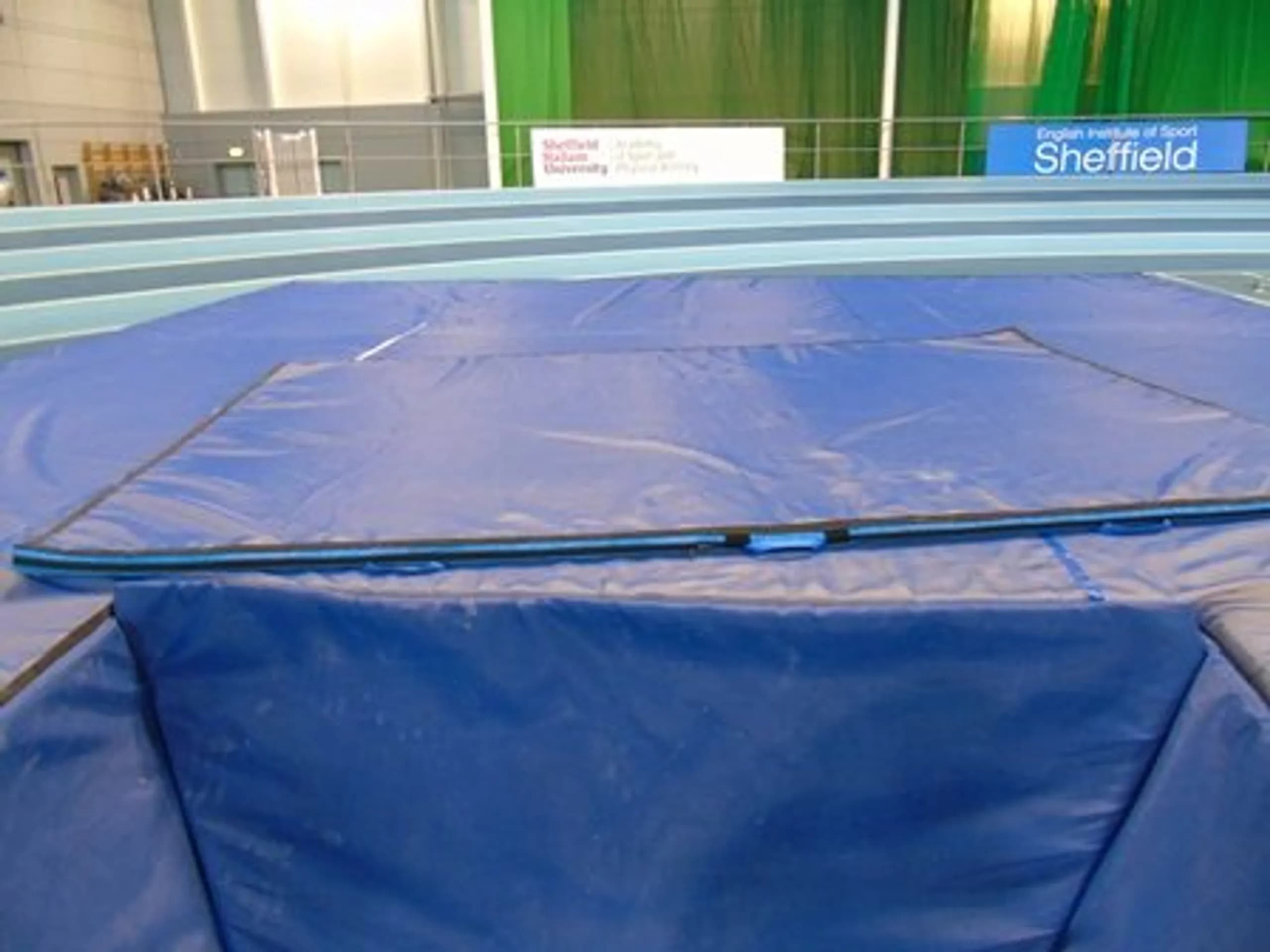 Spike Proof Push on Mat