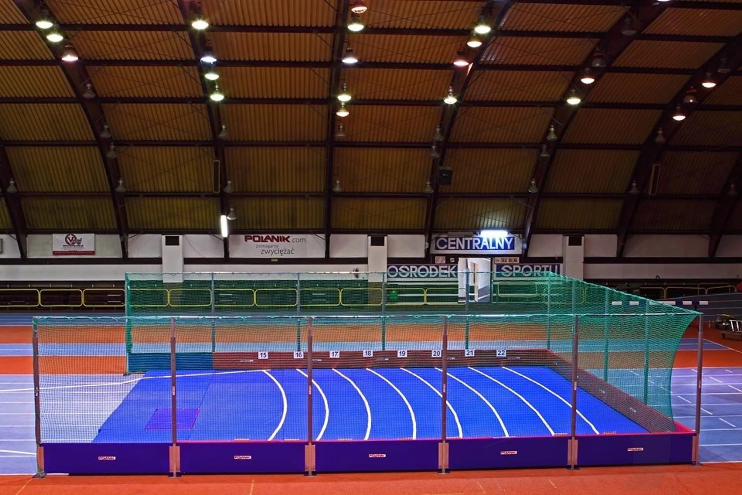 Polanik Indoor Shot Put Barriers